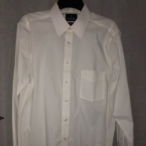 Stafford Fitted Button-Up Long Sleeve